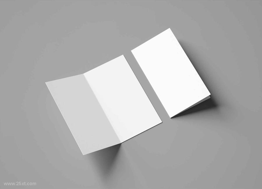 25xt-5050107 Free-Bifold-Brochure-Mockup-PSDBi-foldz3.jpg