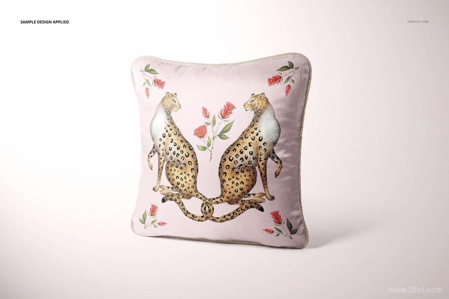 25xt-160211 Silk-Cushion-with-Braid-Mockup-Setz13.jpg