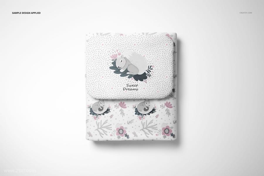 25xt-160216 Double-sided-Baby-Bedding-Set-Mockupz11.jpg