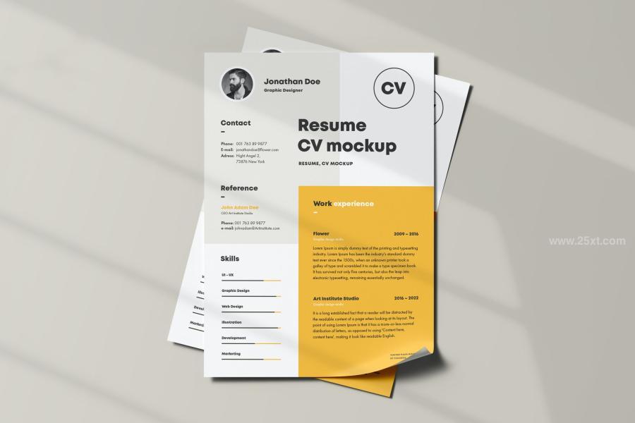 25xt-162949 CV-Resume-Mock-upz14.jpg
