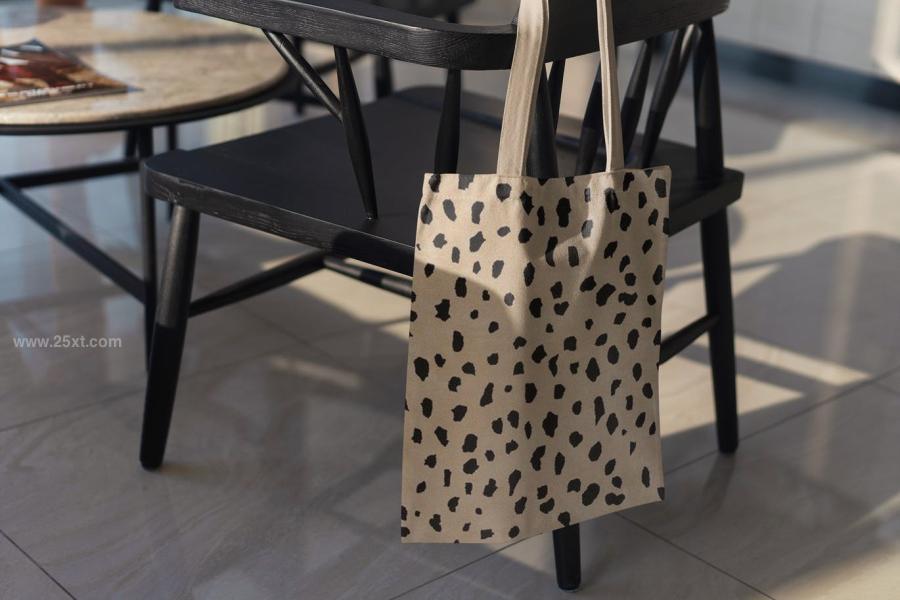25xt-488588 Tote-Bag-MockUp-Set-vol3z13.jpg