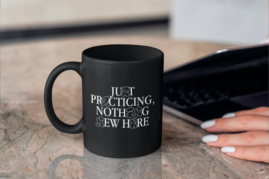 25xt-164372 Mug-MockUp-Office-Setz6.jpg