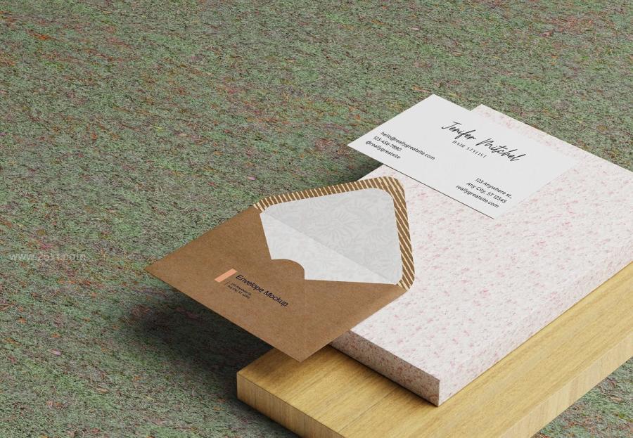 25xt-164765 C6-Envelope-Mockupsz8.jpg