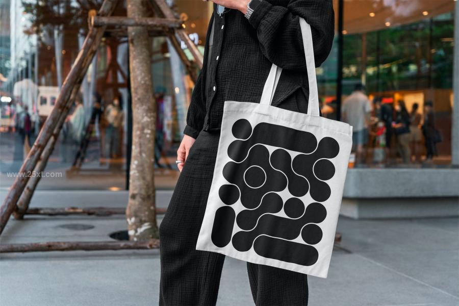 25xt-173434 Tote-Bag-Urban-MockUpsz4.jpg