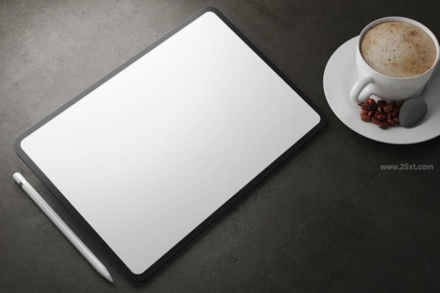 25xt-174870 Ipad-Pro-Mockupsz3.jpg