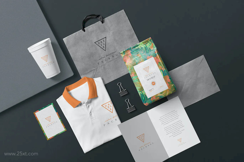 25xt-483876 Packaging Pouch Mockup Scenes1.jpg