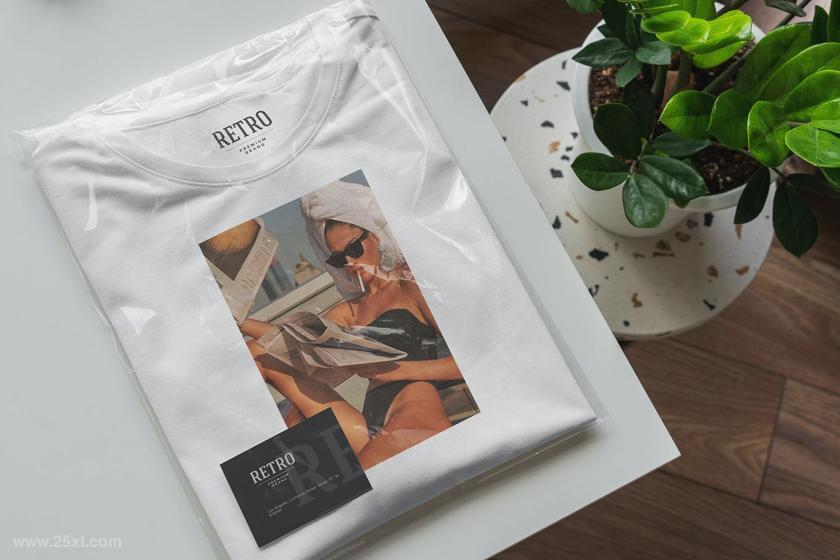 25xt-484469 T-Shirt Packing Mock-Up	4.jpg