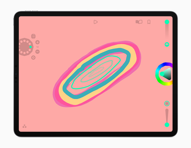 iPad Pro 展示 Looom app。