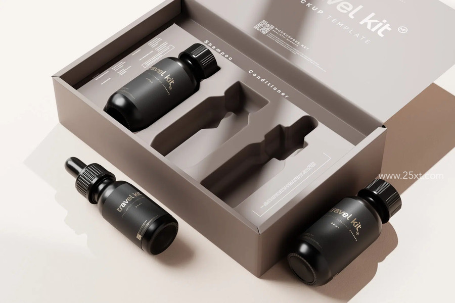 25xt-176110-Cosmetic Travel Kit Mockups5.jpg